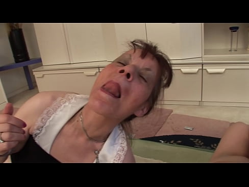 ❤️ Kaka biyu da kaka daya suna da 'ya'ya uku Batsa mai kyau a%ha.com-milf-300.ru ❌️❤
