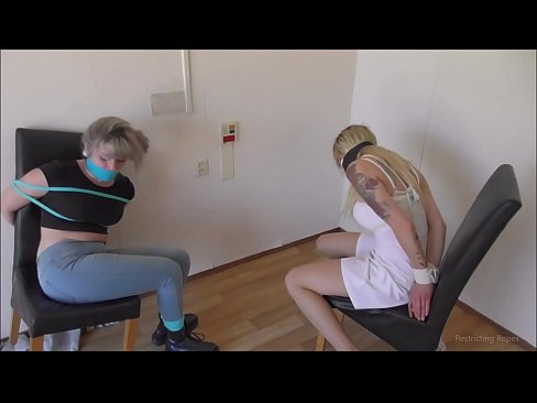 ❤️ An kamu da cutar / ɗaure kuma ta gaga / yarinya cikin damuwa Batsa mai kyau a%ha.com-milf-300.ru ❌️❤